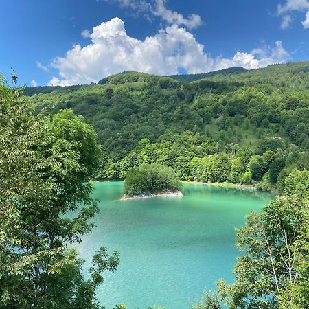 Teşila Utopia Lake View מראה חיצוני תמונה
