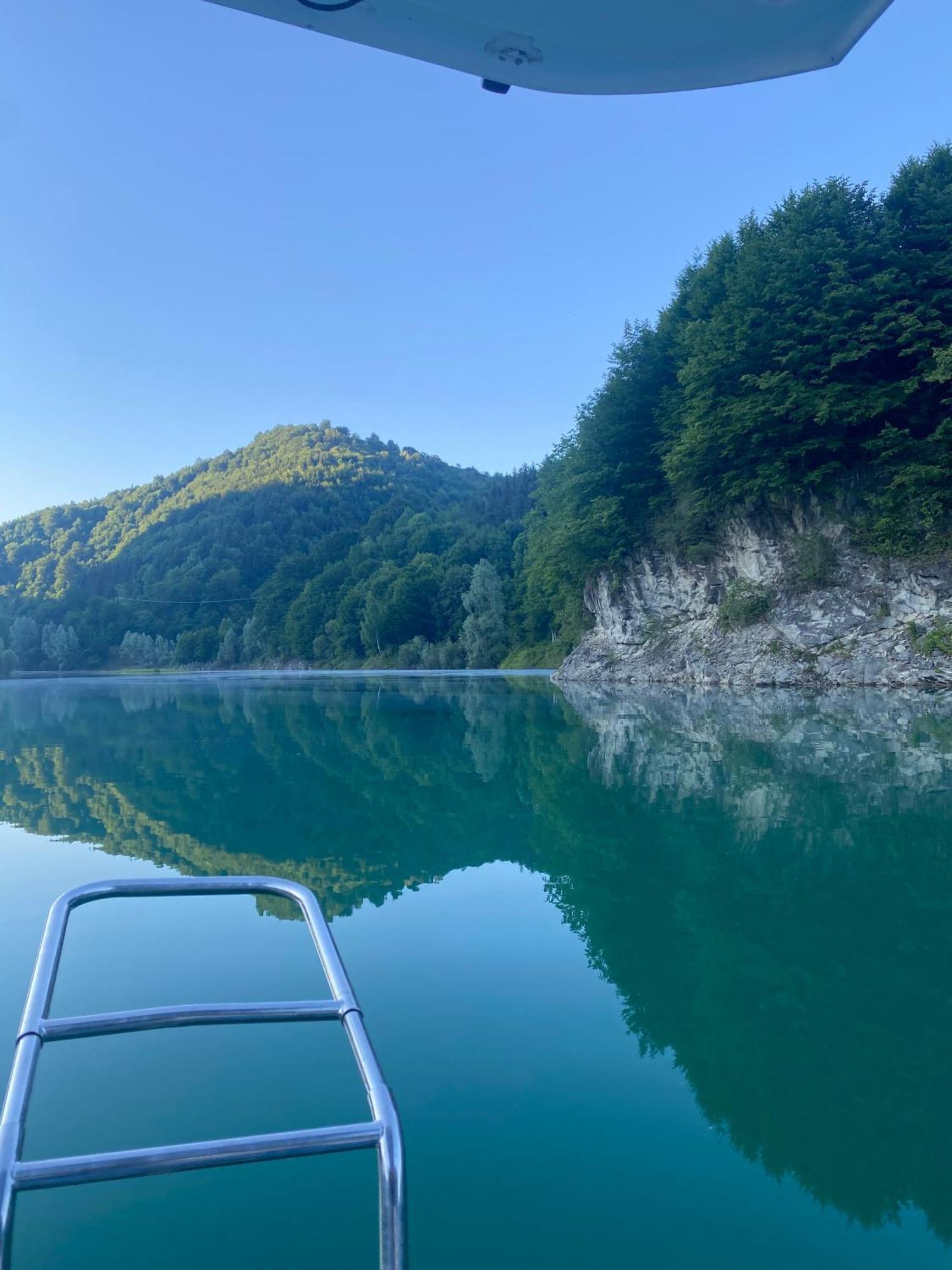 Teşila Utopia Lake View מראה חיצוני תמונה